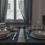 Apartamento Cavour 82 *