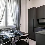 Cavour 82