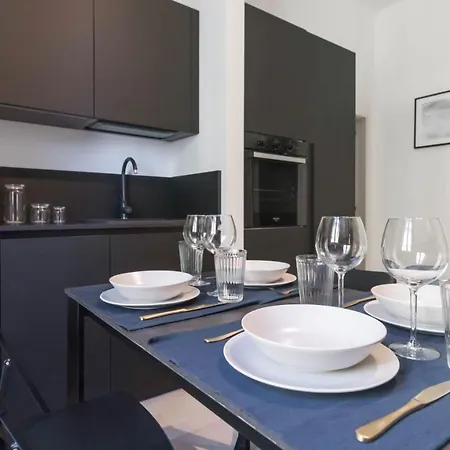 Cavour 82 Firenze