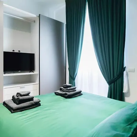 Cavour 82 Floransa