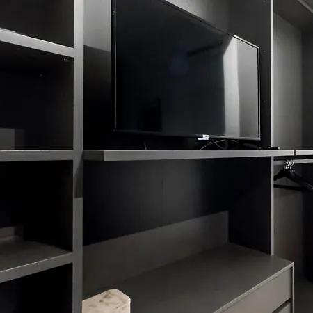 Cavour 82 * פירנצה